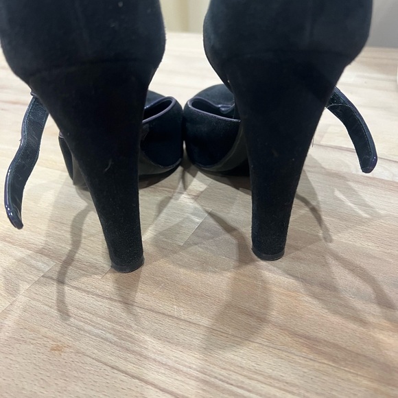 Dolce & Gabbana Vintage Velvet Mary Jane heels size 39/ US 8.5 - Picture 6 of 11